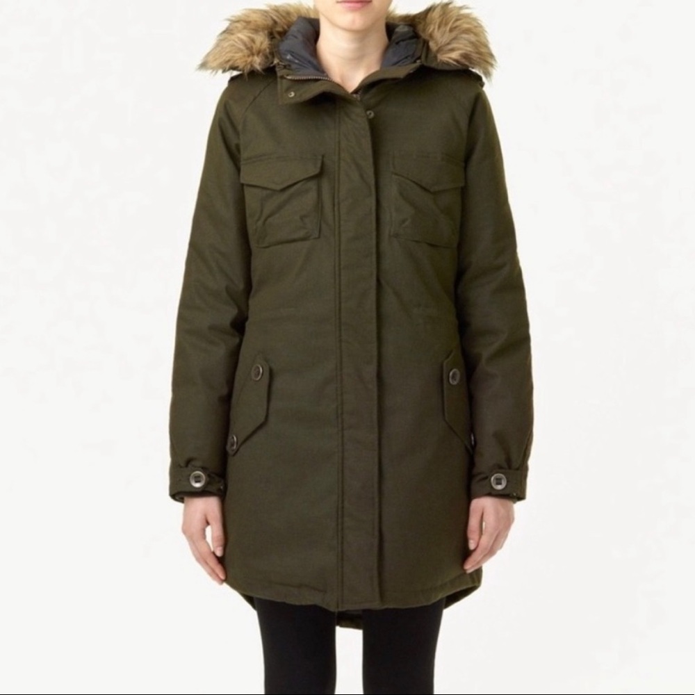 Aritzia Community Paradigm Parka
